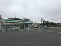 周辺環境:ファミリーマート川越岸町一丁目店