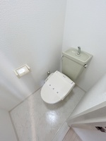 トイレ:トイレ