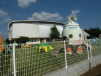 周辺環境:新河岸幼稚園（800ｍ）