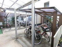 駐車場:駐輪場