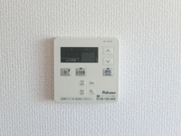 発電・温水設備:給湯器リモコン
