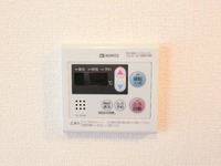 発電・温水設備:給湯器リモコン