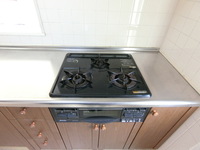 キッチン:3口ガスコンロ