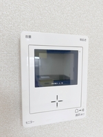 防犯設備:モニター付きドアホン