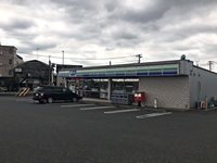 周辺環境:ローソン・スリーエフ川越木野目北店（430ｍ）