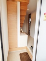 エントランス:玄関