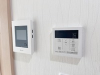 発電・温水設備:給湯機スイッチ・TVモニター付きドアホン