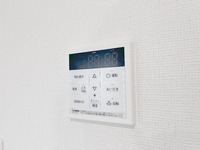 発電・温水設備:給湯器リモコン