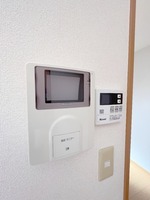 発電・温水設備:給湯器リモコン