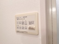周辺環境:浴室乾燥機リモコン