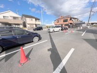 駐車場:駐車場