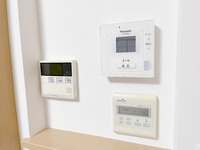 発電・温水設備:給湯器リモコン・床暖房リモコン