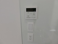 発電・温水設備:給湯器リモコン