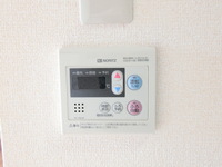 発電・温水設備:給湯器リモコン