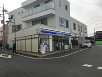 周辺環境:ローソン新河岸駅西口店