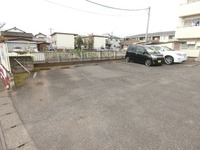 駐車場:敷地内駐車場