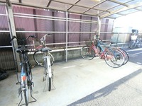駐車場:敷地内駐輪場