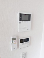 発電・温水設備:給湯器リモコン