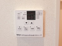 発電・温水設備:給湯器リモコン