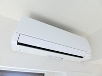 冷暖房・空調設備:エアコン