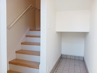 玄関:玄関・階段