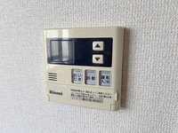 発電・温水設備:給湯器リモコン
