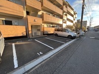 駐車場:駐車場
