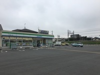周辺環境:ファミリーマート川越岸町1丁目店