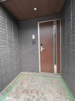 エントランス:玄関