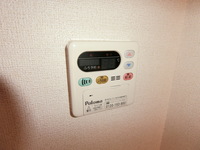 発電・温水設備:給湯器リモコン