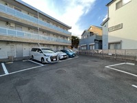 駐車場:駐車場