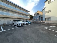 駐車場:駐車場