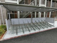 駐車場:駐輪場