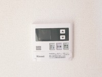 発電・温水設備:給湯器リモコン