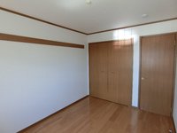 寝室:洋室6帖