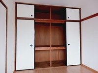 収納:押入れ