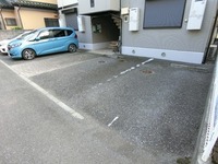 駐車場:駐車場