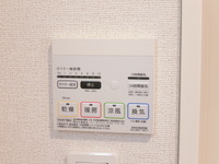 発電・温水設備: