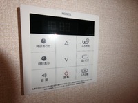 発電・温水設備:給湯器リモコン