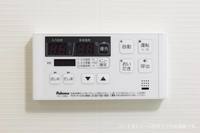 発電・温水設備:給湯器リモコン