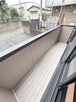 バルコニー: