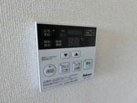発電・温水設備:給湯機リモコン