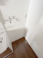 その他内観写真:洗濯機置き場（反転）