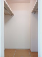 収納:ウォークインクローゼット