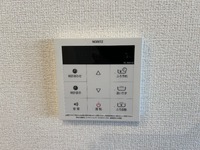 発電・温水設備:給湯器リモコン