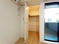 収納:ウォークインクローゼット