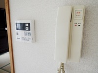 発電・温水設備:給湯器リモコン