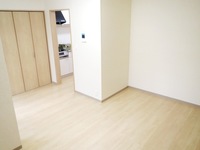 リビング:洋室（反転）