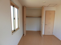 収納:洋室クローゼット（同仕様）