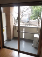 バルコニー:ベランダ